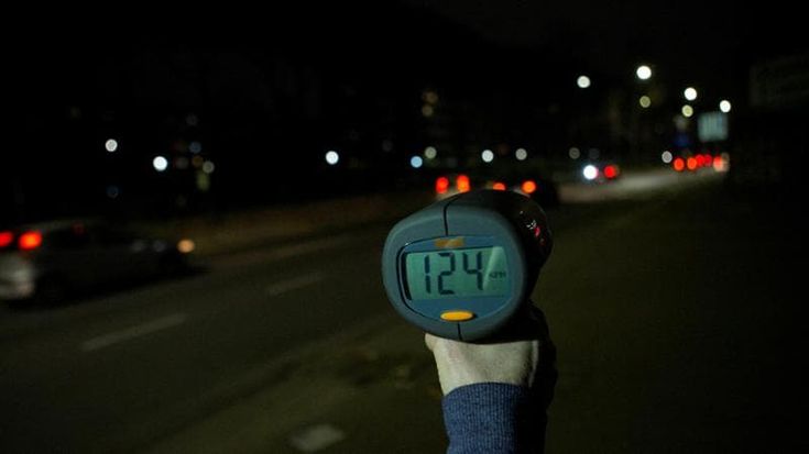 La morte di Mirco Garofano non ferma le corse: “Su via dei Fiorentini auto a 124 all’ora”