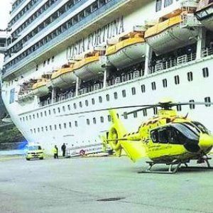 Si sveglia dal coma e accusa il compagno: "Mi ha gettato in mare"