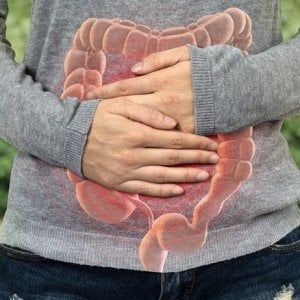 Tumore del colon-retto, l’immunoterapia raddoppia la sopravvivenza in pazienti con specifiche mutazioni