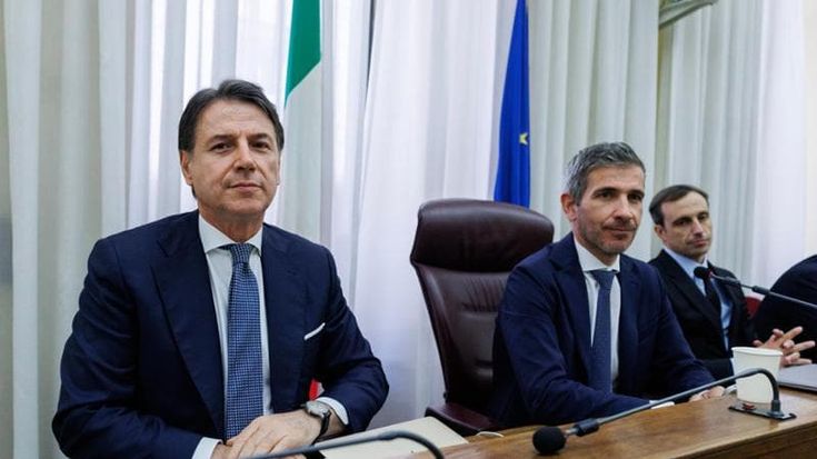 Covid, l’atto d’accusa di Conte: “Soldi dal governo alla ditta delle mascherine contraffatte”