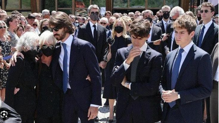 Delfin, Clemente Del Vecchio is the largest shareholder