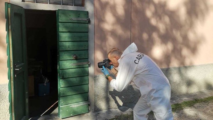 Morto in casa con ferita alla testa a Rignano sull'Arno, forse caduto per un malore