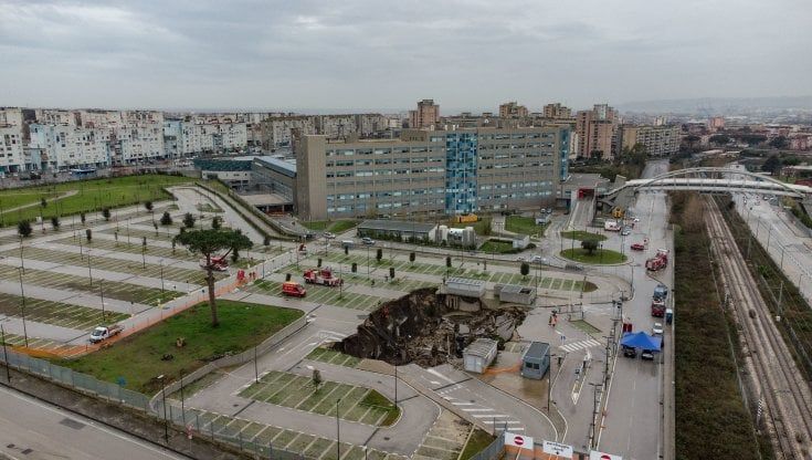 Covid Residence all'Ospedale del Mare di Napoli: pochi ospiti, soldi sprecati e chiusura causa voragine