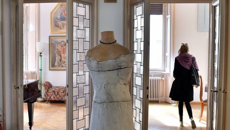 Palazzo Marino cerca volontari per i Musei. E le guide turistiche si ribellano: "Abbiamo fatto scoprire Milano a milioni di persone, e ora che siamo in crisi ci ripagano così"