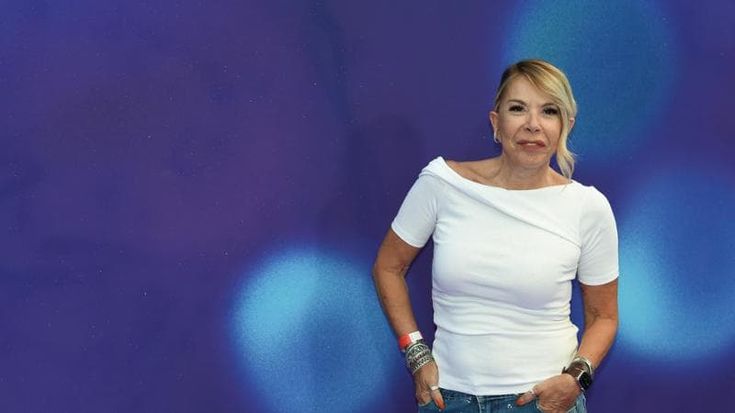 Anna Pettinelli lascia “Amici” e va in Rai da Carlo Conti