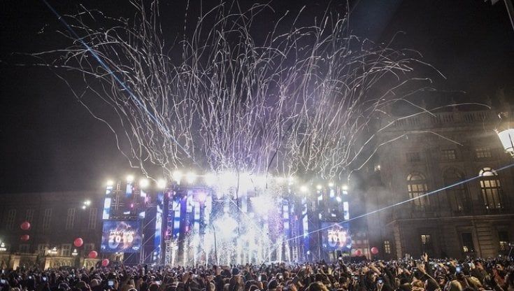 Torna il capodanno in piazza Castello. Sul palco il 31 dicembre saliranno i Subsonica, Willie Peyote, Eugenio in via di Gioia