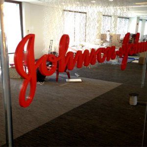 Usa, talco sotto accusa: Johnson & Johnson condannata a maxi risarcimento 