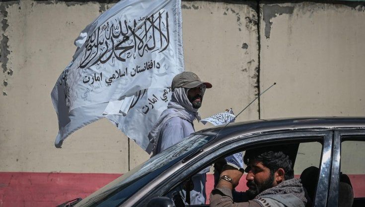 Afghanistan, i talebani rivendicano il controllo del Panshir. L'appello di Massud alla rivolta nazionale: "Ovunque voi siate, combattete"