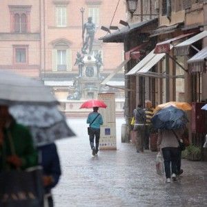 Maltempo, continua l'allerta. Temporali in arrivo su tutto il Centrosud