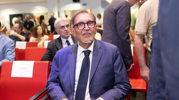 Candidato sindaco di Milano, otto in corsa per il centrodestra. La mediazione (a cena) di La Russa