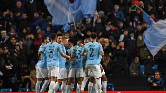 Champions, Manchester City-Schalke 7-0: un uragano travolge i tedeschi, Citizens ai quarti