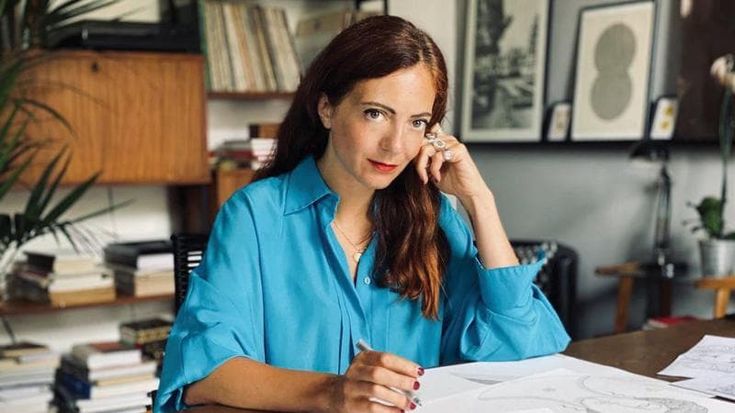 Elisa Seitzinger: “Chiamatemi pure sacerdotessa dell’illustrazione italiana”