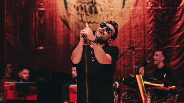 Cesare Cremonini presents his new album: “It will be the biggest failure in Italian music”
