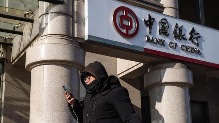 Pechino mette 300 miliardi su banche e assicurazioni: il maxi stimolo per i prestiti alle famiglie
