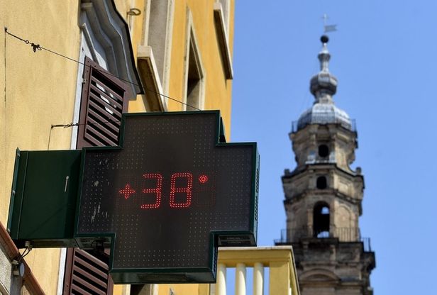 Ondata di caldo dall'Africa: Parma boccheggia - Foto 