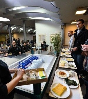 Coldiretti: cos&igrave; la crisi ha tolto carne e pesce dalle tavole