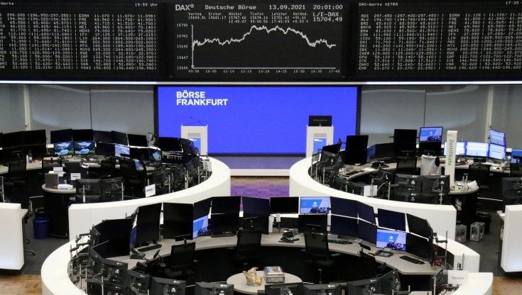 Le Borse di oggi, 16 settembre 2021. I listini Ue scommettono sulla ripresa e chiudono in rialzo, Wall Street preoccupata per il tapering. Forti cali in Asia