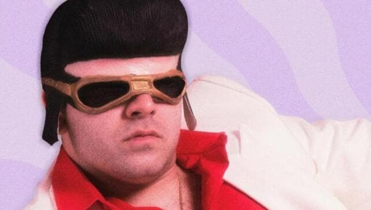 TonyPitony, chi è il provocatore mascherato che divide il pop italiano