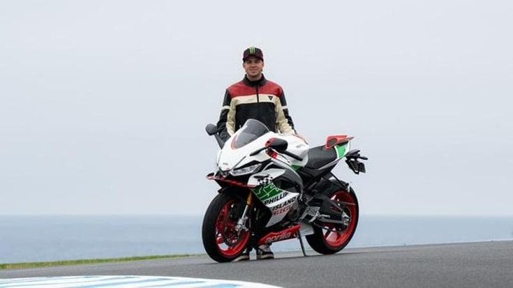 RS 660 Phillip Island Tribute, Aprilia celebra l’iconico circuito