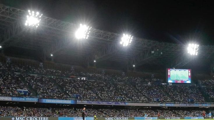 Napoli, stadio Maradona pieno per il Torino 45.000 tifosi con gli azzurri