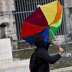 Maltempo, allerta arancione nel nord ovest della Toscana