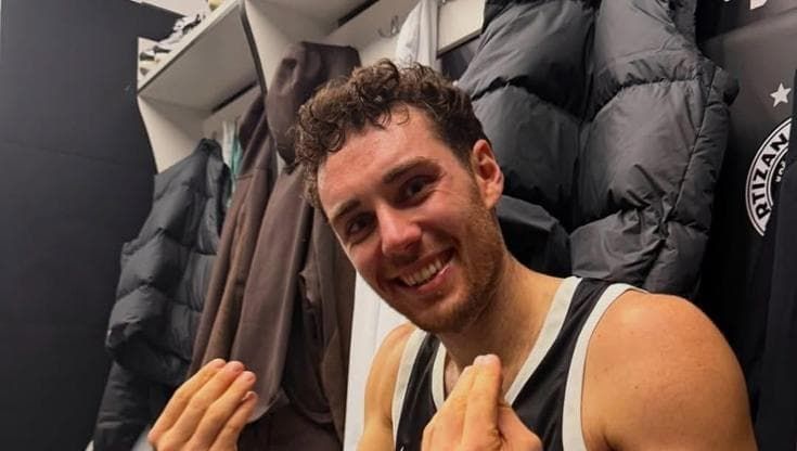 Il canestro virale è di Pajola, stella Partizan nel derby di Belgrado, il tifo Virtus: “Uno di noi”