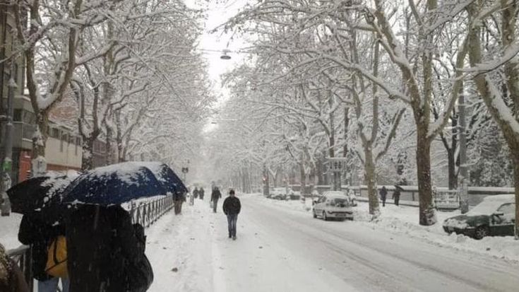 Previsioni meteo, weekend di temporali e neve a bassa quota