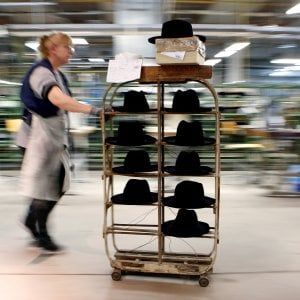 Borsalino pronta a sbarcare in Borsa: "Educheremo la Cina all'uso del cappello"
