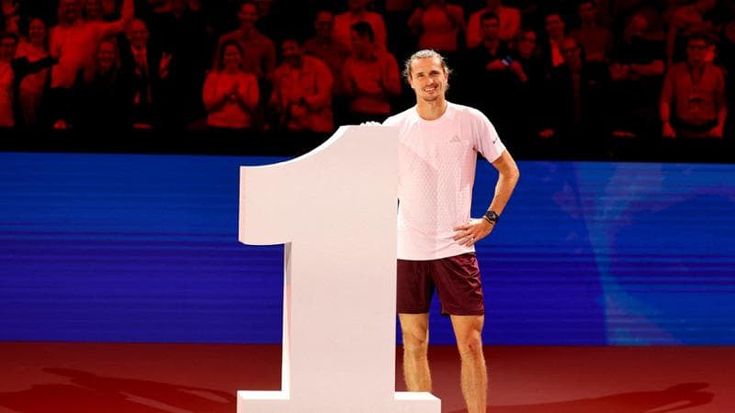 Zverev oltre Sinner, da lunedì sarà numero 1 del ranking mondiale: il tedesco è ai quarti a Vienna