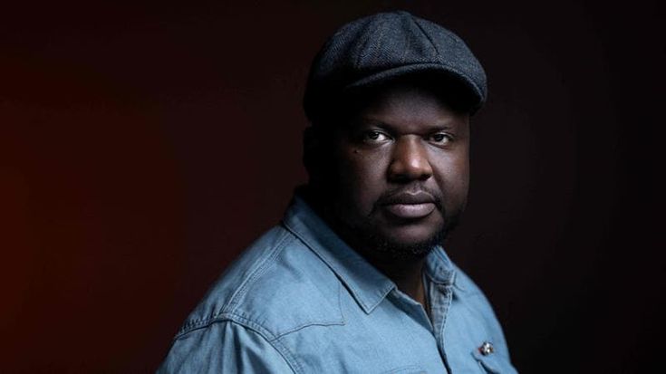 Lo scrittore Orélien si difende: “Nessuna frase del mio libro è stata scritta dall’IA”