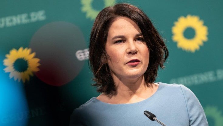 L'infantilismo dei Verdi tedeschi in politica estera: una conseguenza dei lunghi anni passati all'opposizione