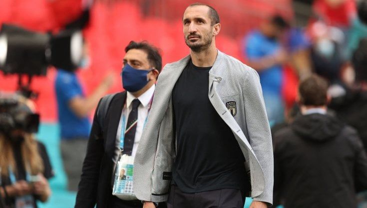 L'Italia non si inginocchia. Chiellini: "Nessuna richiesta dall'Austria"