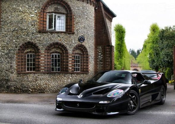 Livrea #55, ispirata alla Ferrari F50 del 1995