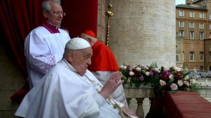 Un papa pronto al sacrificio di sé, tra la gente e per la gente. Fino all’ultimo respiro