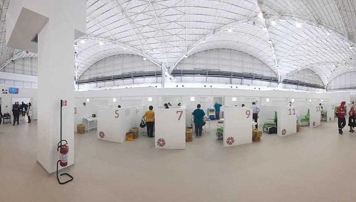 Vaccini, record di somministrazioni a Bari: 1.875 in un giorno all'hub della Fiera. "Mai accaduto"