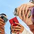 Viaggi all’estero e cellulare, quanto si spende per voce e dati. La guida agli operatori