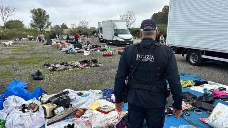 Smantellato in via Portuense mercato abusivo di 15 mila metri quadri