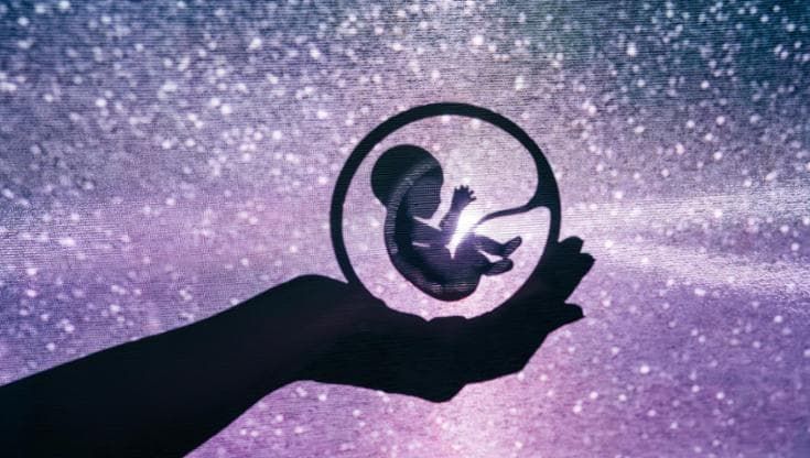 Un figlio sopra i 49 anni? Un’impresa, anche se gli ovociti sono giovani