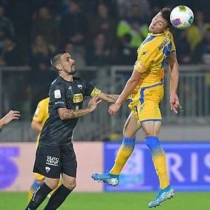 Trapani, pesante sconfitta a Frosinone. Baldini in bilico