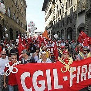 Commessi in sciopero: "No alle feste al lavoro"