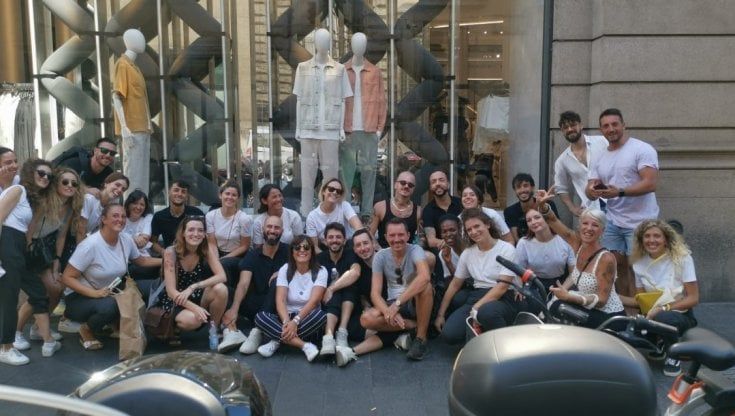 Zara, dipendenti in sciopero per gli stipendi. "La domenica pagata solo 15 euro in più"