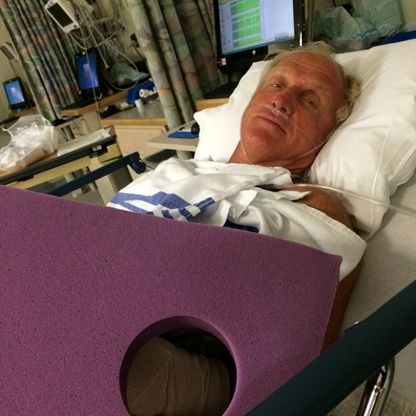 Golf, Greg Norman si ferisce con motosega: ''Sono fortunato''