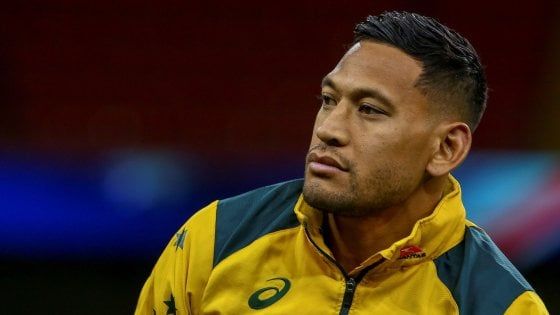 Rugby, Australia: licenziato per offese gay, Folau chiede risarcimento