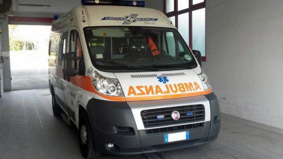 Bologna, due pedoni travolti sulle strisce pedonali: grave un'anziana