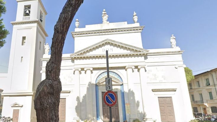 Insieme da 76 anni, muoiono a poche ore di distanza: il funerale nella chiesa dove si sposarono