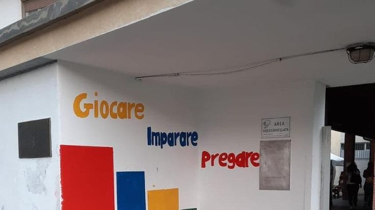 Zelo Buon Persico, operaio 48enne cade dal tetto dell’oratorio: in codice rosso al Niguarda