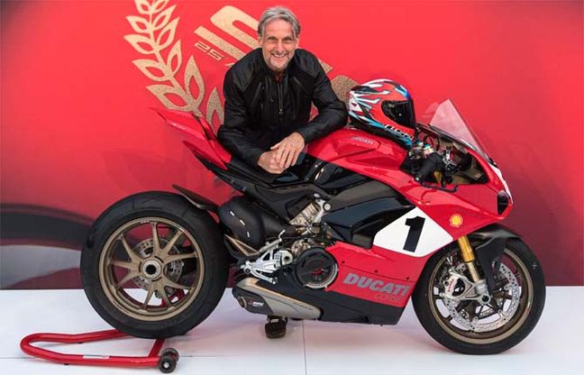 Panigale V4 25°Anniversario 916, omaggio al mito