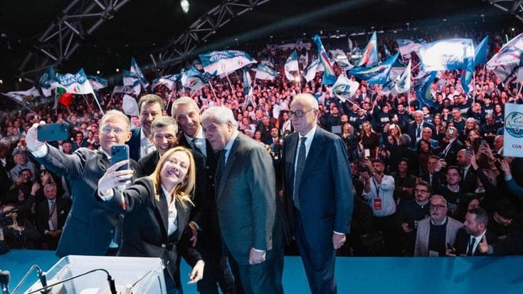 “Nuovo condono edilizio” la mossa di Fratelli d’Italia per la rimonta in Campania