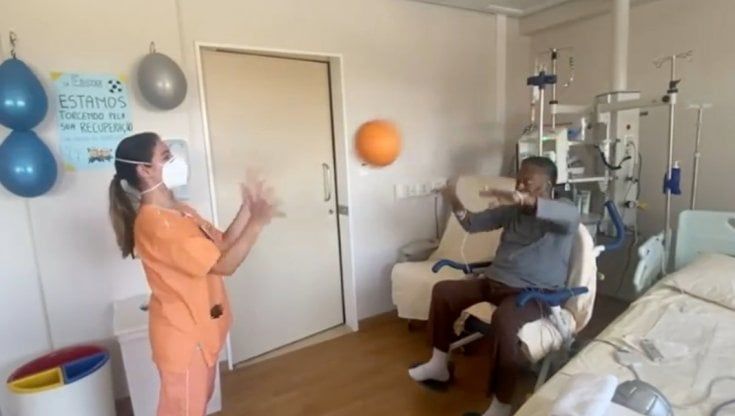Pelè fa passi da gigante: "Mi preparo per tornare in campo"