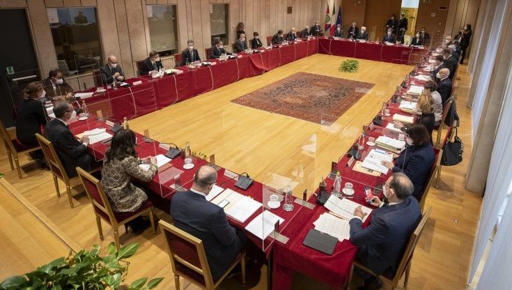 Milleproroghe, golden power esteso al 2022. Arriva nuova cig per le imprese "strategiche"